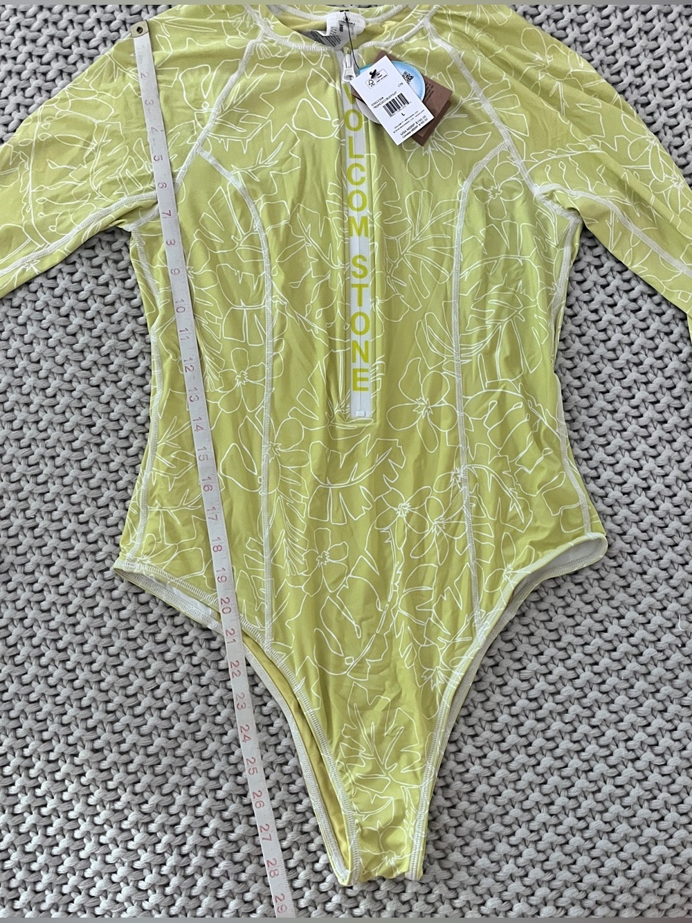 VOLCOM X COCOHO• TROPICOCO BODYSUIT ONE-PIECE SWIMSUIT CITRON - Picture 7 of 9